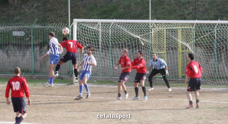 111030 sport 061y_tn.jpg